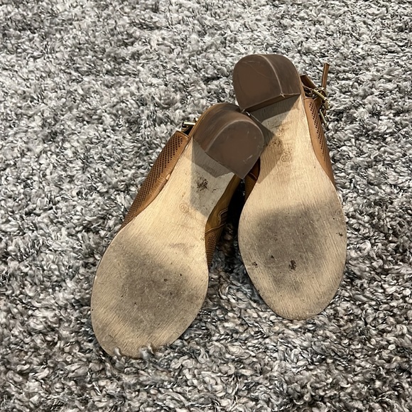 Block heeled open toe - Picture 4 of 4